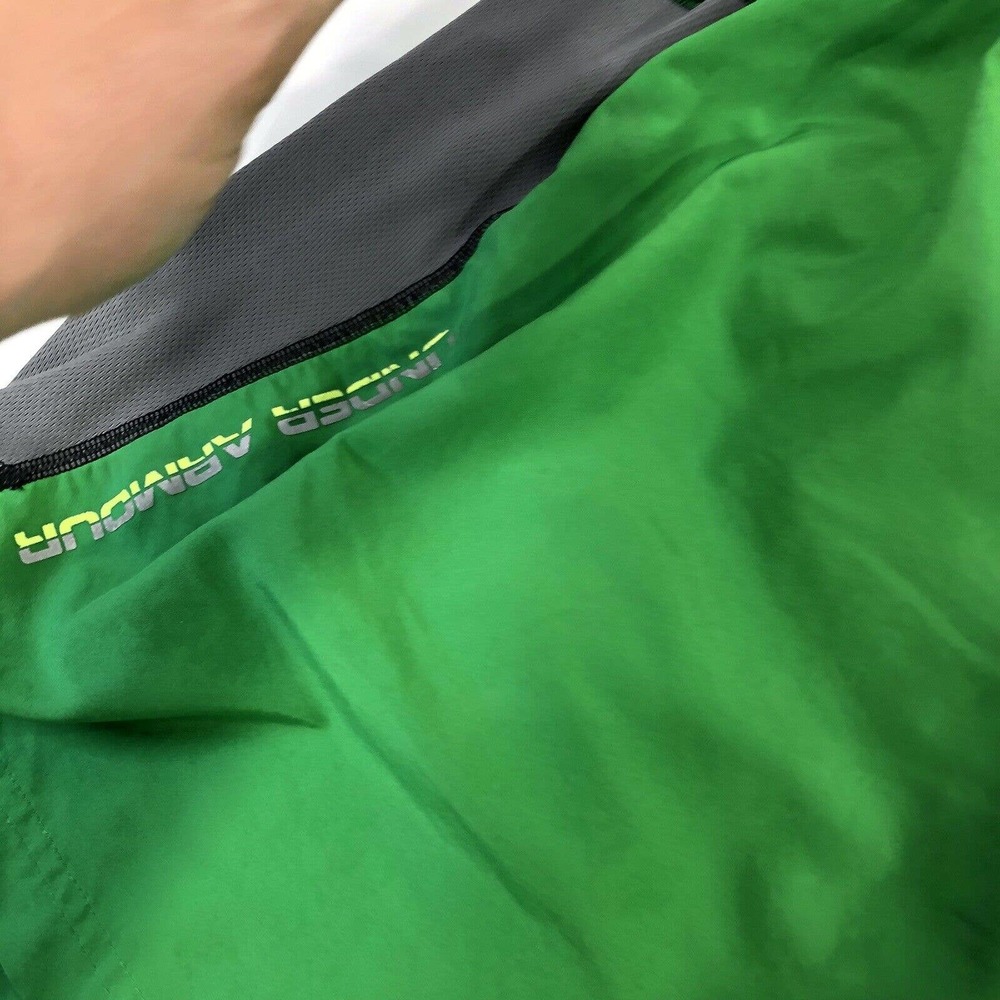 Under Armour Heat Gear Green Short Line Size Medium Running Jogging Athletic - Picture 10 of 12